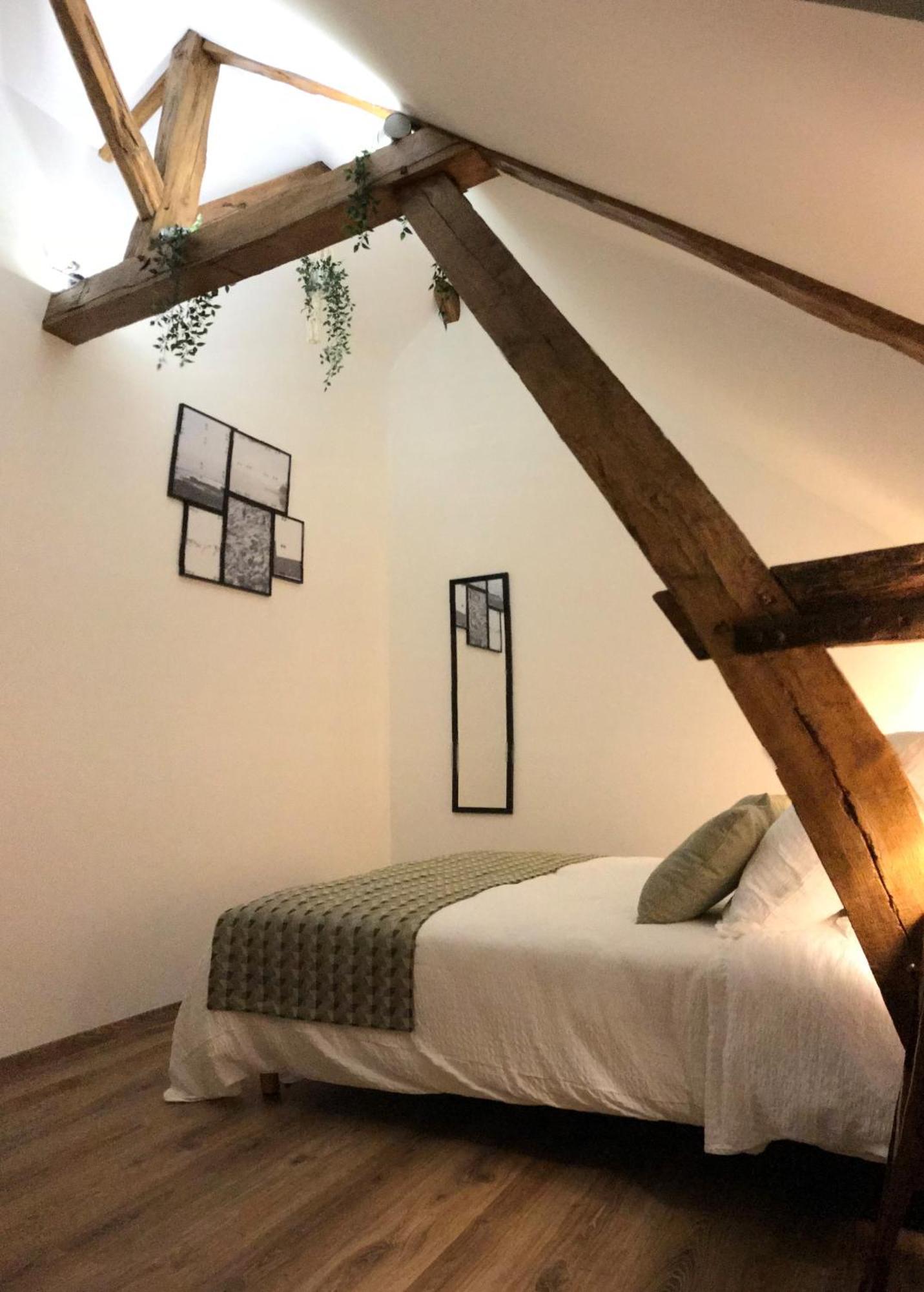 Gite De L'Homme Blanc Soizy-aux-Bois Exteriör bild